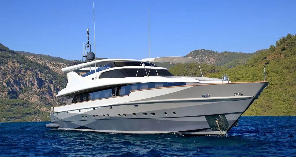 Motor Yacht Crocus