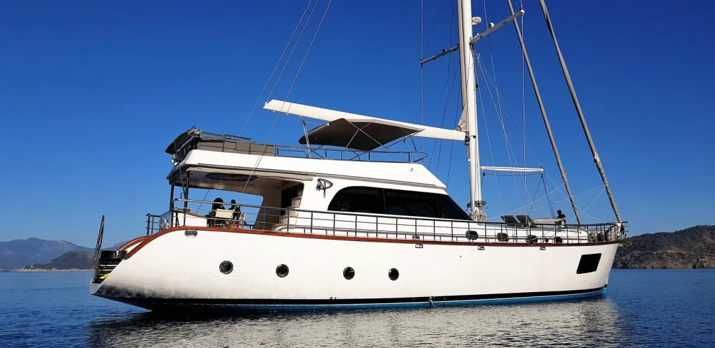 Motorsailer Perdue