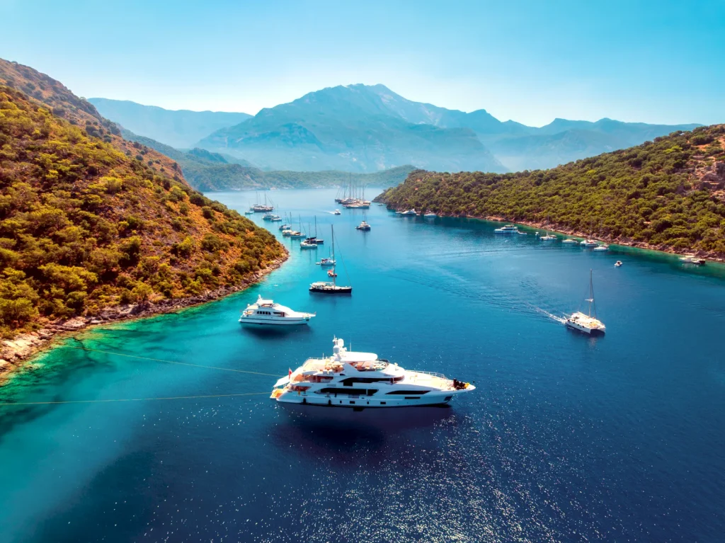 How to Pick the Perfect Yacht